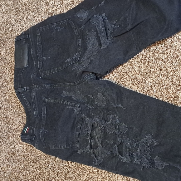 Diesel Ladies Black Distress Jeans W26-L32 Regular straight Regular waist - Picture 5 of 8
